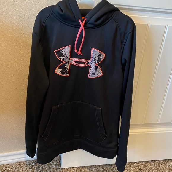 !! Host Pick !!  Under Armour Hoodie - Picture 5 of 5